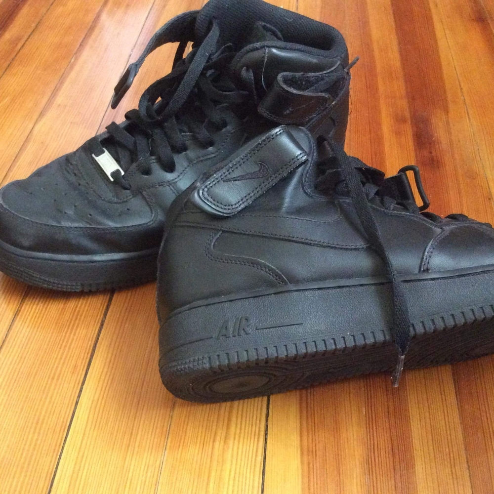 Nike Men's Air Force High Top Black size 11